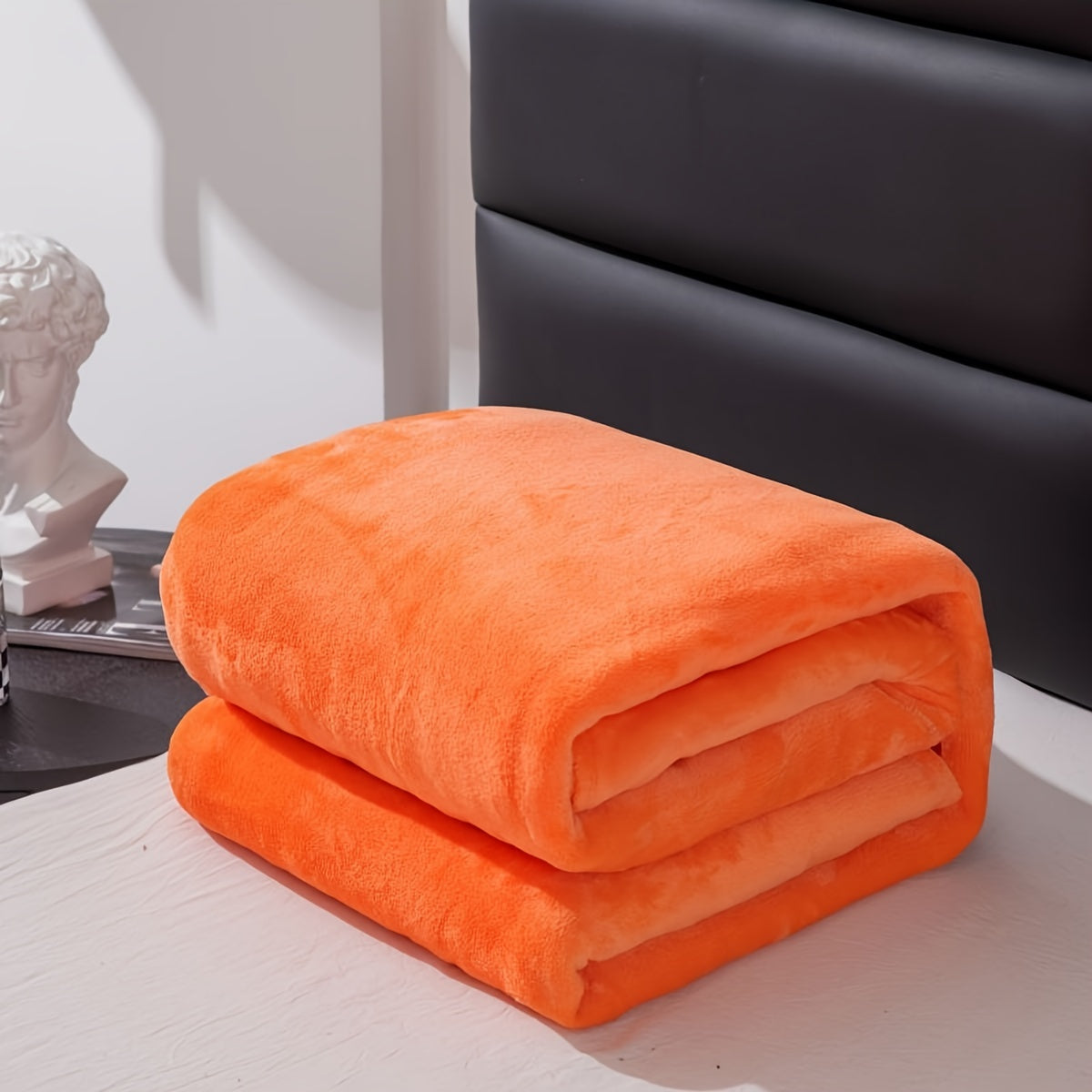 Couverture en flanelle dans une tente de camping