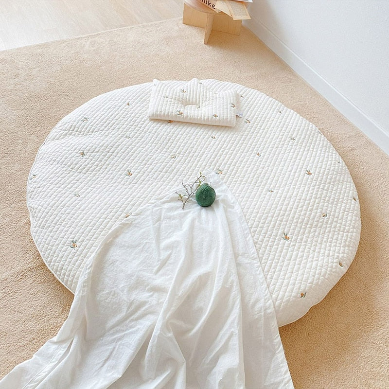 Tapis de jeu rond en coton avec plusieurs ours brodés