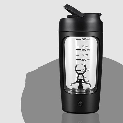 Shaker électrique noir avec son couvercle fermé