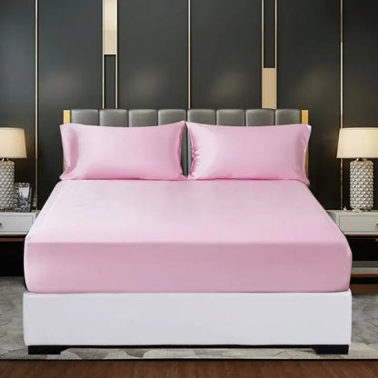 Parure de lit en soie de glace coloris rose avec ses deux taies d'oreiller