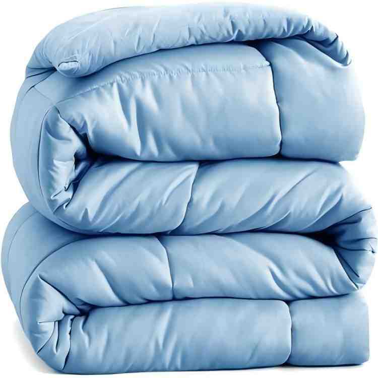 Couette légère secouée à l'air libre pour regonfler le garnissage