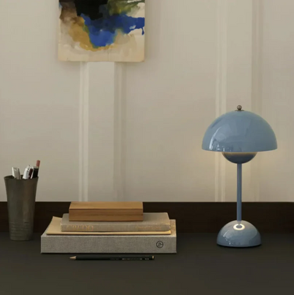 Lampe de table LED bleu clair