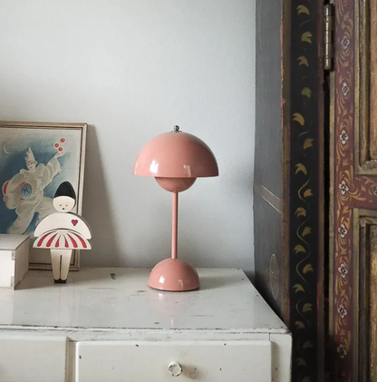 Lampe de table LED rose