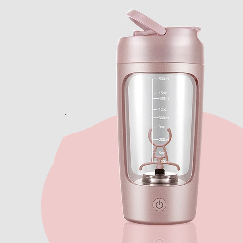 Shaker électrique rempli d'une boisson protéinée