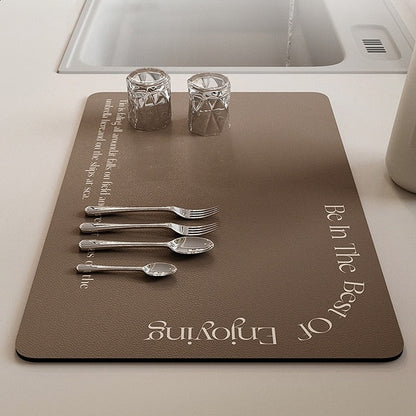Tapis de séchage plié, format compact pour le rangement
