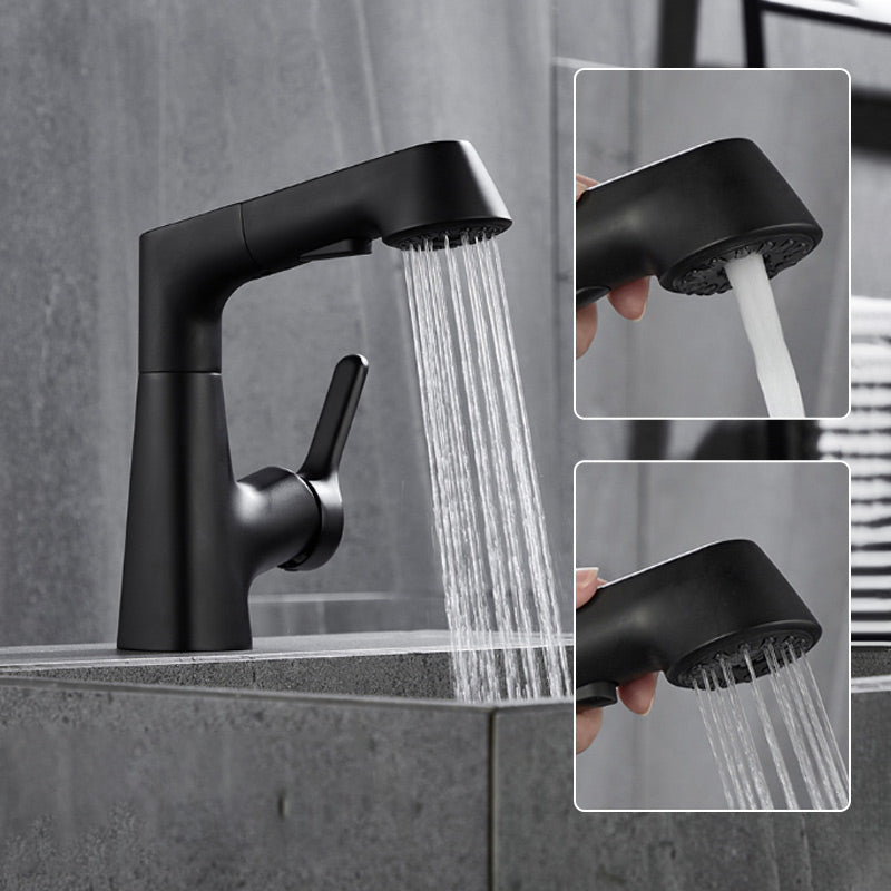 Robinet de lavabo en mode pluie